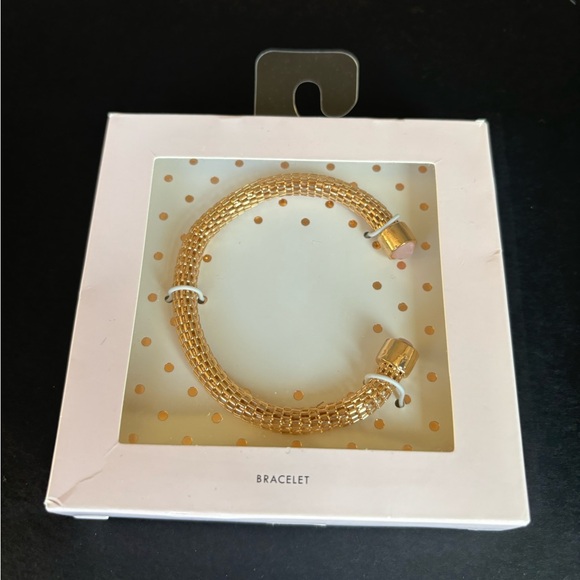 Women’s Gold Tone Mesh Bracelet - Picture 2 of 2